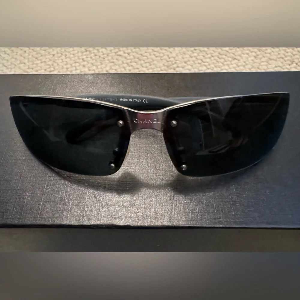 Chanel Vintage Sunglasses.  EUC!! - Picture 7 of 10